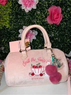 🩷🍒 Juicy couture sweet tea party satchel